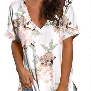 Elegant Floral V-Neck Short Sleeve Tee